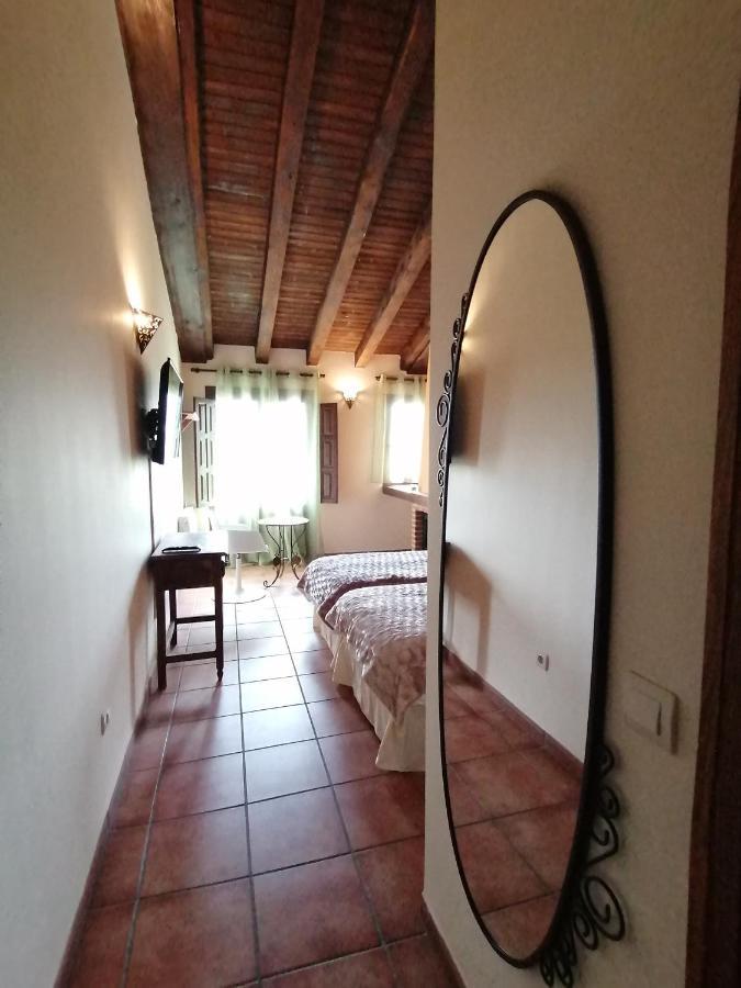 La Posada De Horcajuelo Horcajuelo de la Sierra Exterior foto