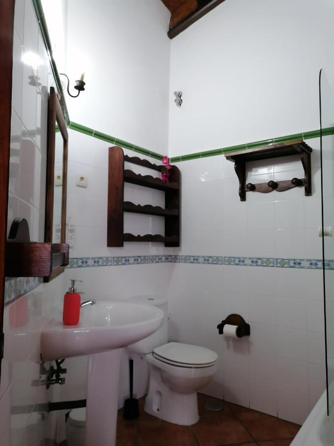 La Posada De Horcajuelo Horcajuelo de la Sierra Exterior foto